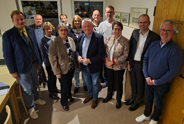 Gerüstet für die Landesgartenschau 2026: Gründungsmitglieder des Fördervereins „Licht.Kirche Neuss e. V.“ (nicht auf dem Foto: Jutta Köchner und Cornel Hüsch).